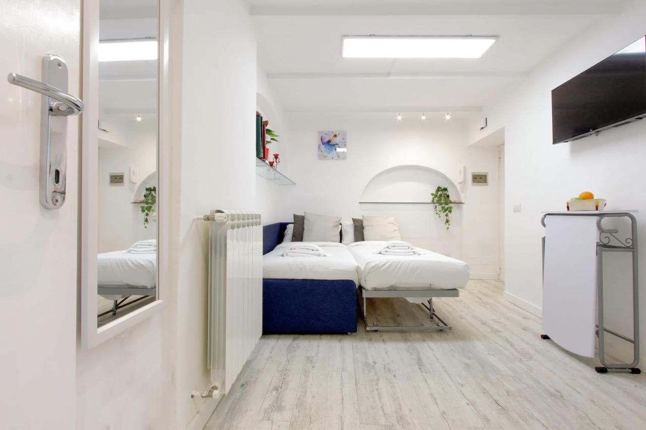 Ych-Confortevole Suite Al Colosseo Ρώμη Εξωτερικό φωτογραφία